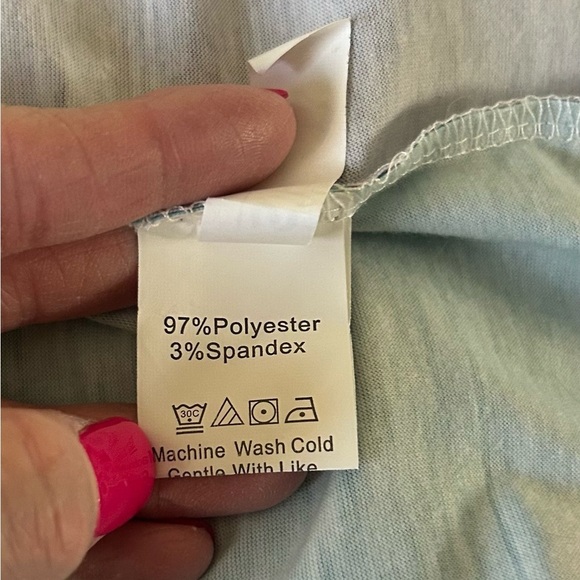 SHEIN Women’s Plus Size Tie-Dye Hooded Shirt - Picture 4 of 5